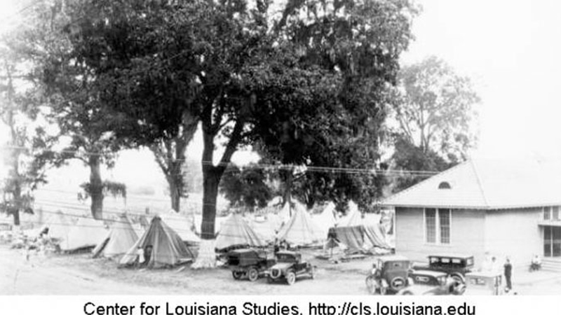 gallery image of Blue Velvet: Re-dressing New Orleans in Katrina's Wake